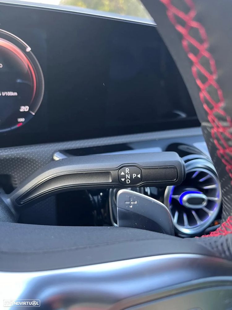 Mercedes-Benz CLA 200 Shooting Brake AMG Line Aut. - 11