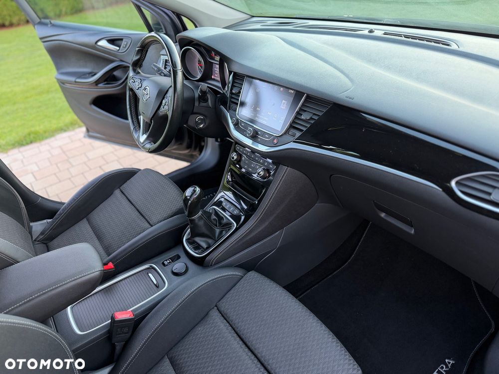 Opel Astra - 10