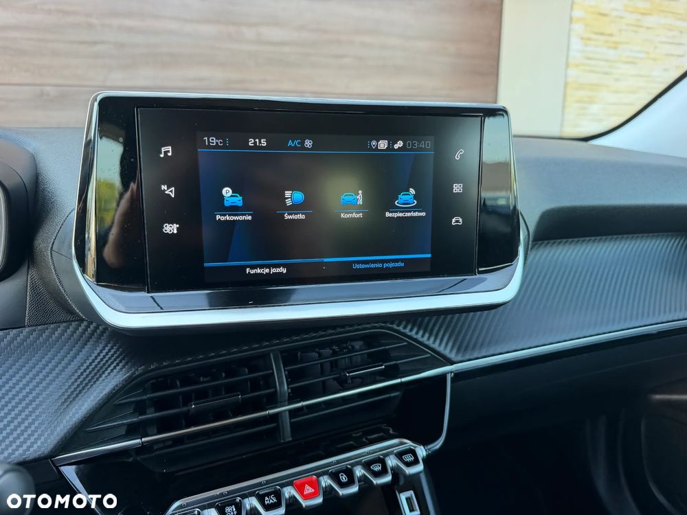 Peugeot 2008 - 17