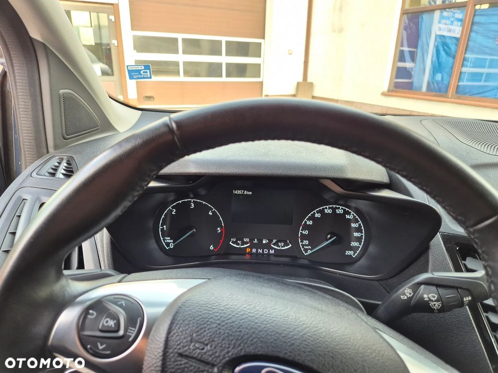 Ford TRANSIT CONNECT - 10