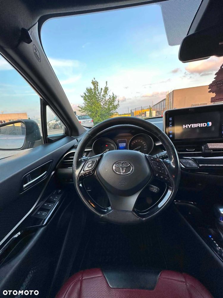 Toyota C-HR - 2