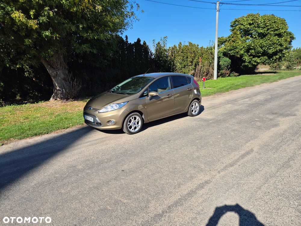 Ford Fiesta - 20