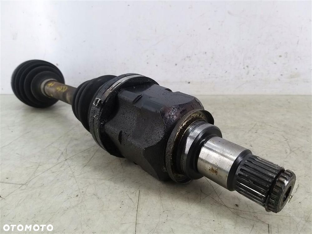 Półoś przód przednia lewa Toyota Corolla E12 2001-2007 2.0D4D 110KM - 3