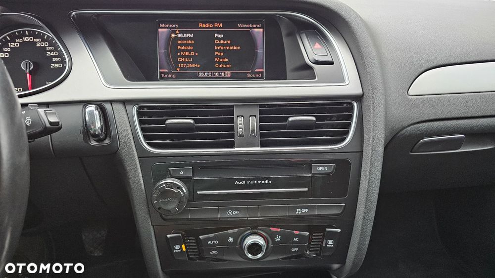 Audi A4 Limousine - 21