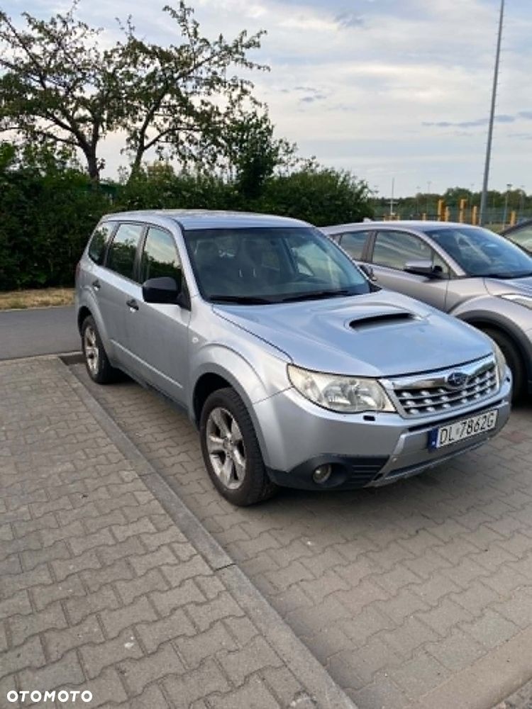 Subaru Forester 2.0D XC 000 Euro5 - 1