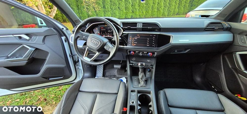 Audi Q3 - 11