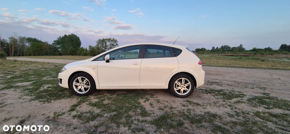 Seat Leon 1.6 TDI Ecomotive Reference - 2