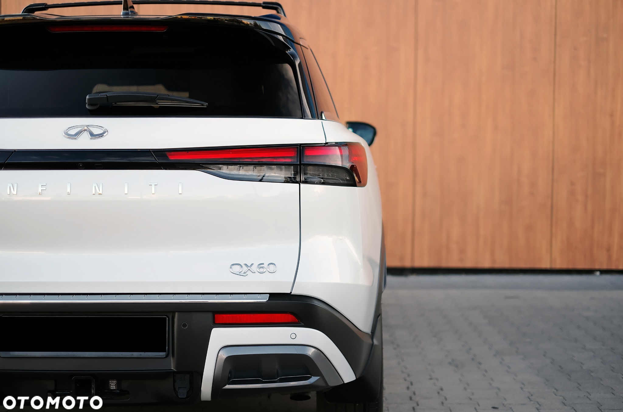 Infiniti QX60 - 11