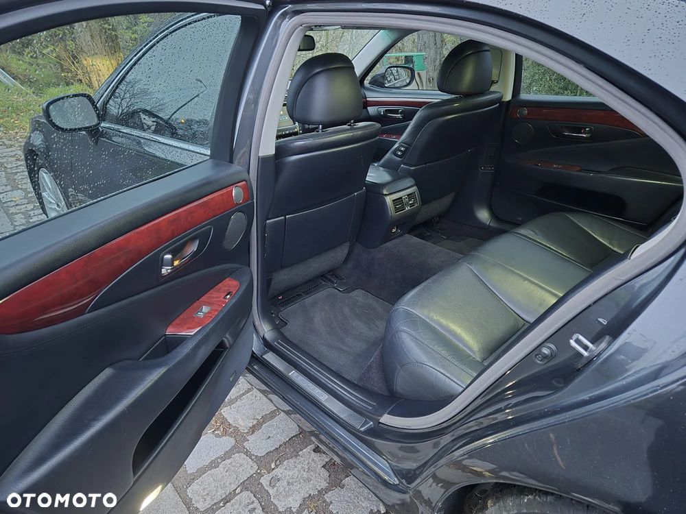 Lexus LS 460 Elegance - 9