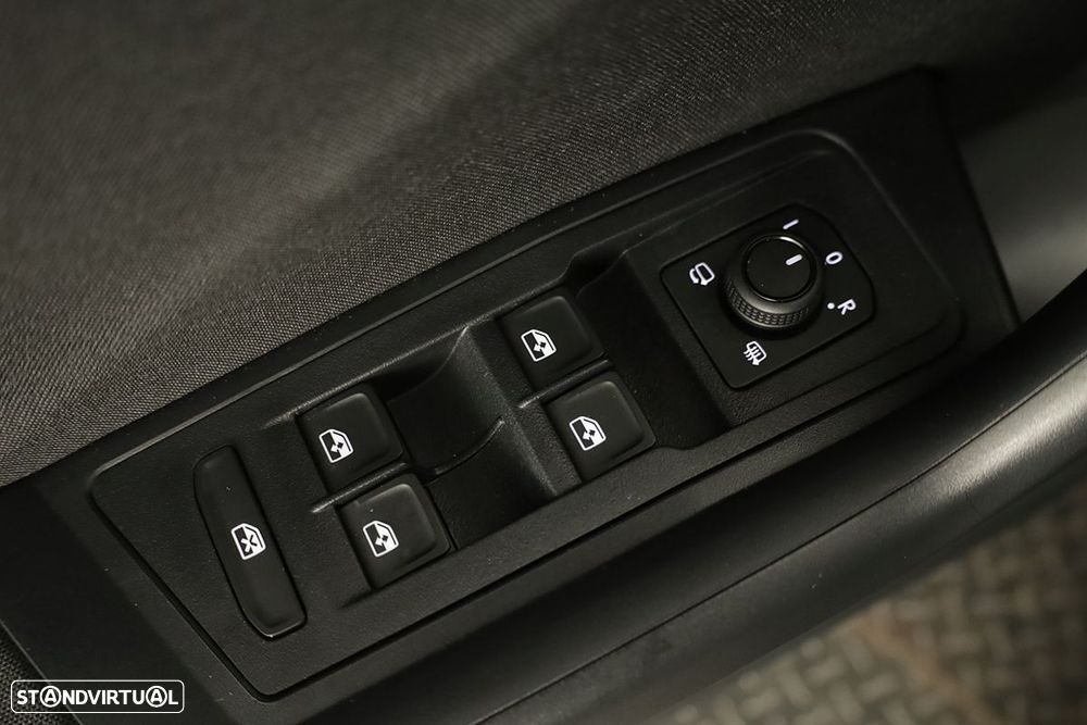 VW T-Roc 1.0 TSI Life - 19