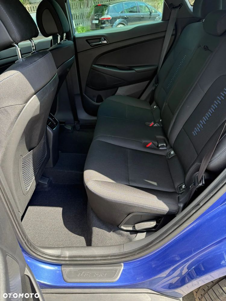 Hyundai Tucson 1.6 GDI BlueDrive GO 2WD - 10