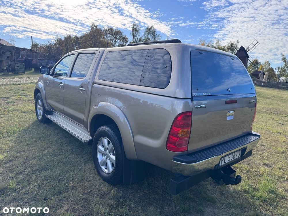 Toyota Hilux 2011 photo 5
