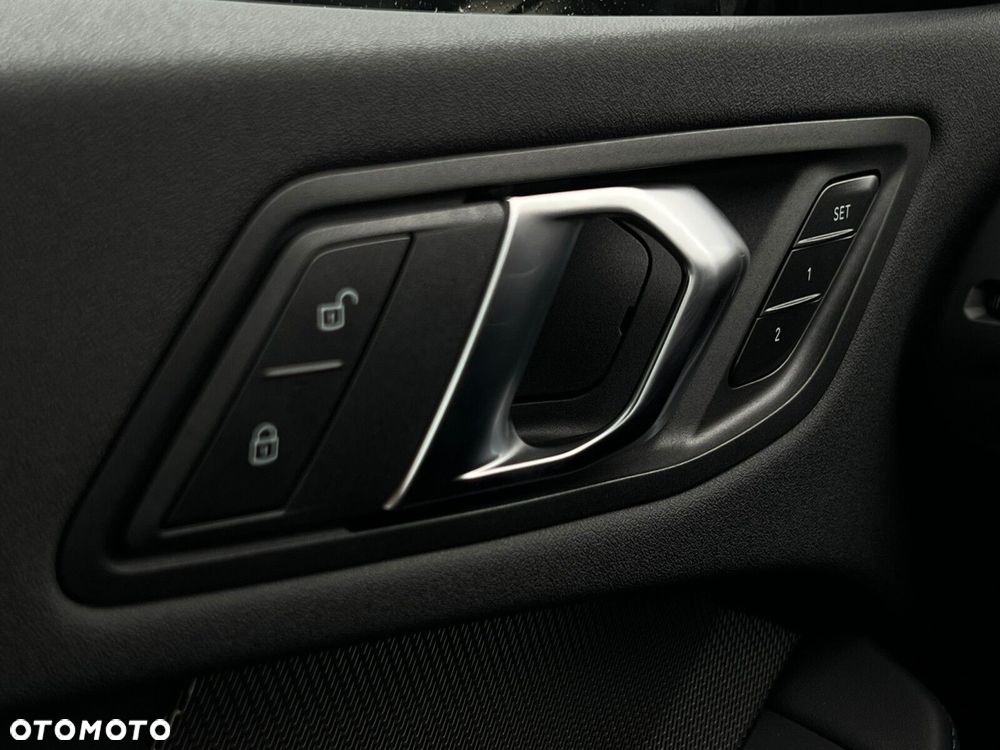 BMW Seria 2 - 24