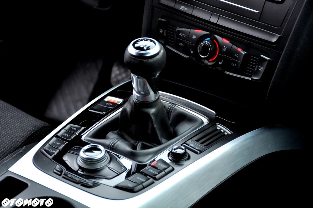 Audi A4 Avant 2.0 TDI DPF S line Sportpaket (plus) - 35