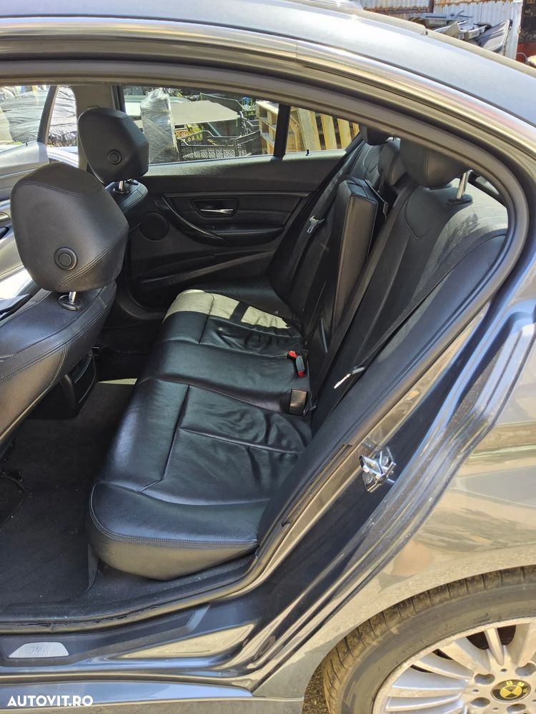 BMW Seria 3 320d - 7