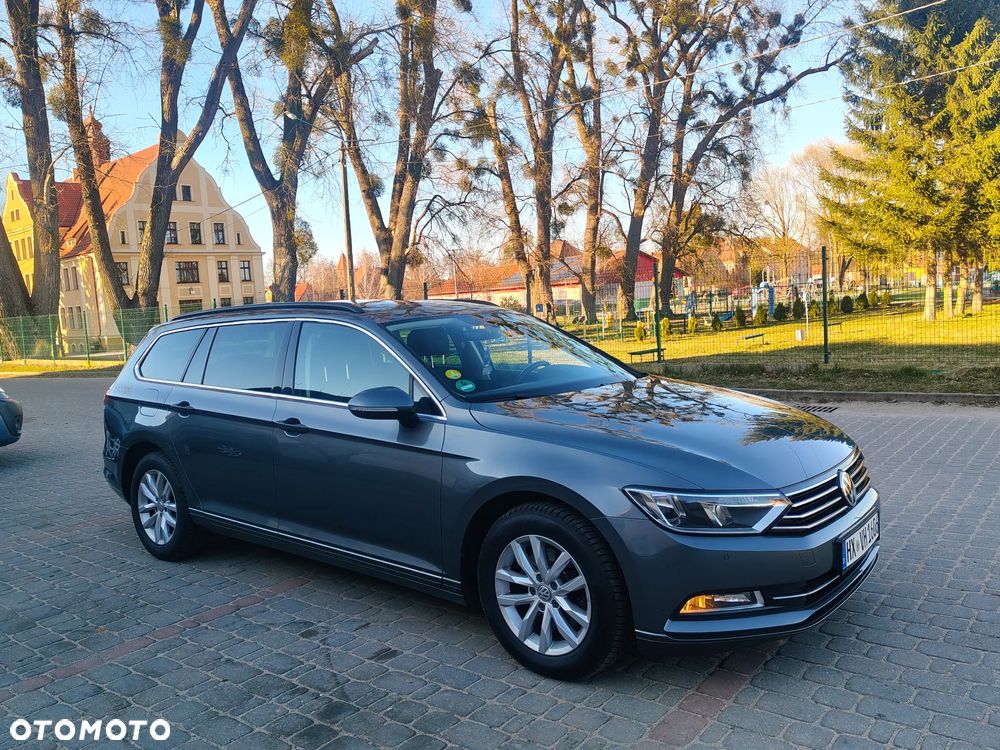 Volkswagen Passat 2.0 TDI (BlueMotion Technology) Comfortline - 23