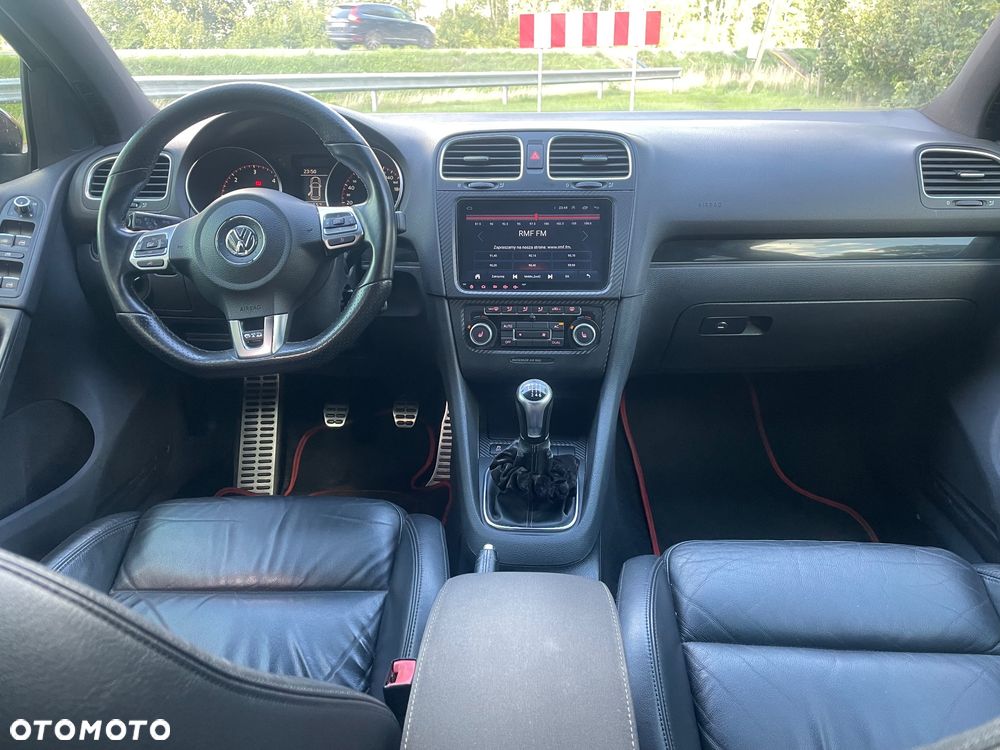 Volkswagen Golf - 14
