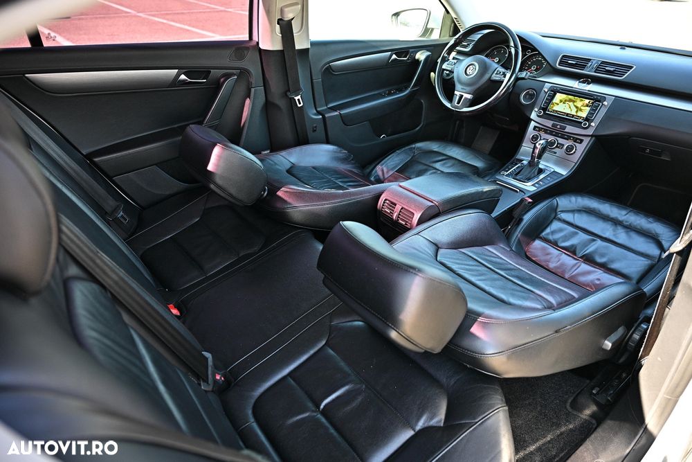 Volkswagen Passat - 4
