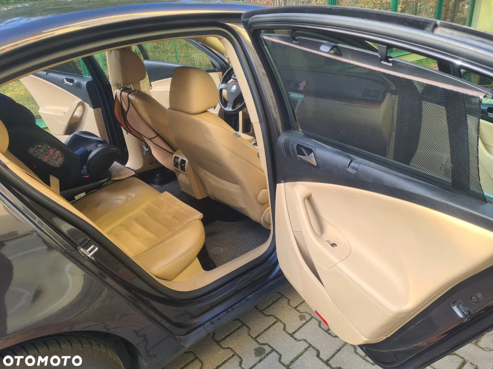 Volkswagen Passat 2.0 TDI DPF Highline - 21