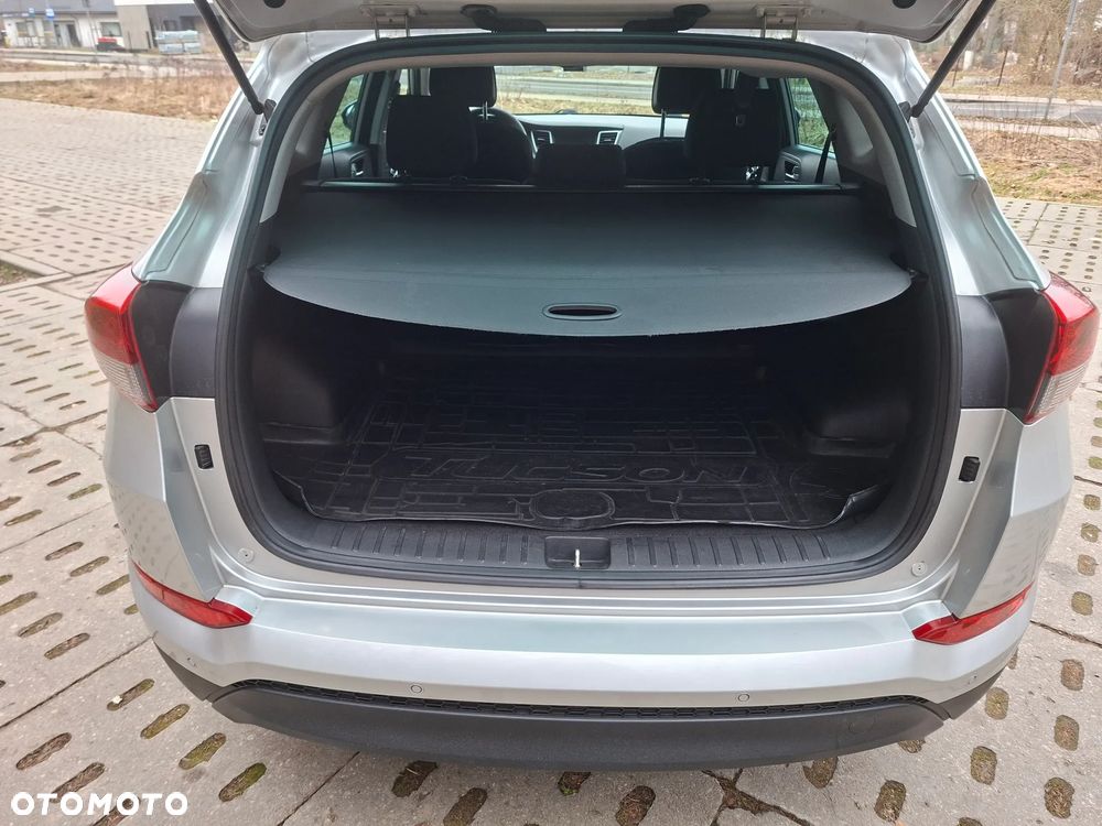 Hyundai Tucson 1.6 GDI BlueDrive Comfort 2WD - 27