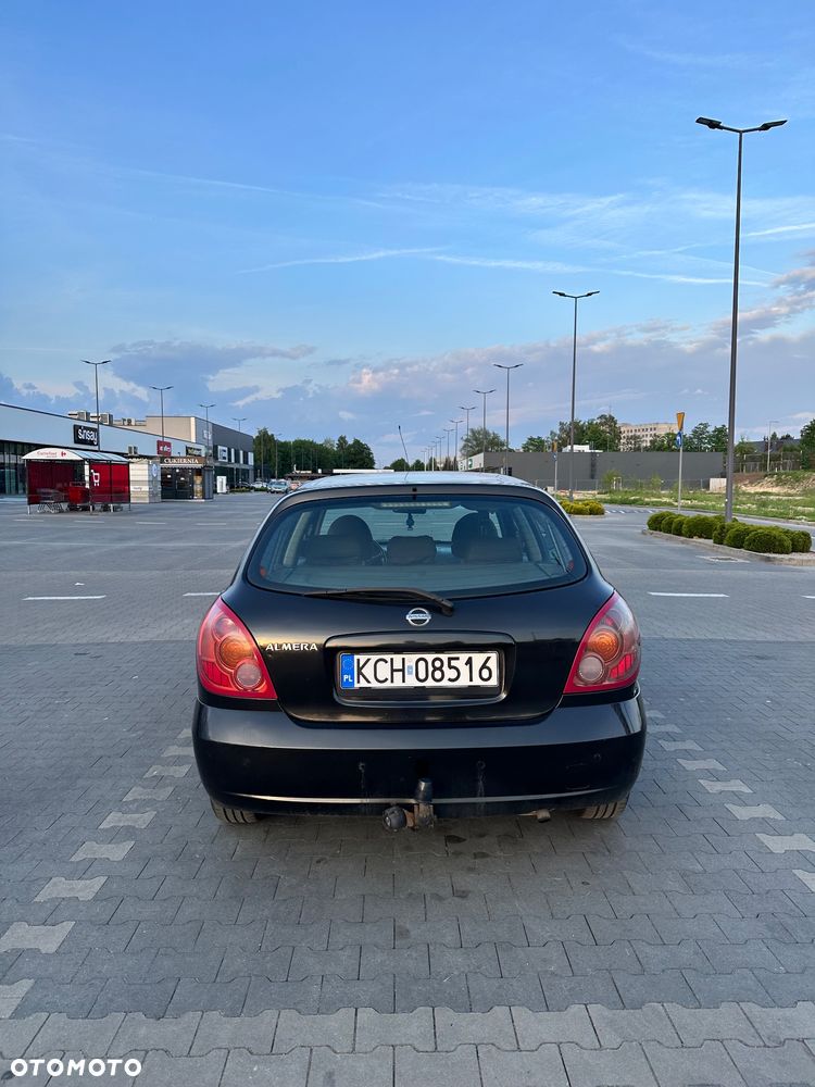 Nissan Almera 1.5 acenta PLUS - 8