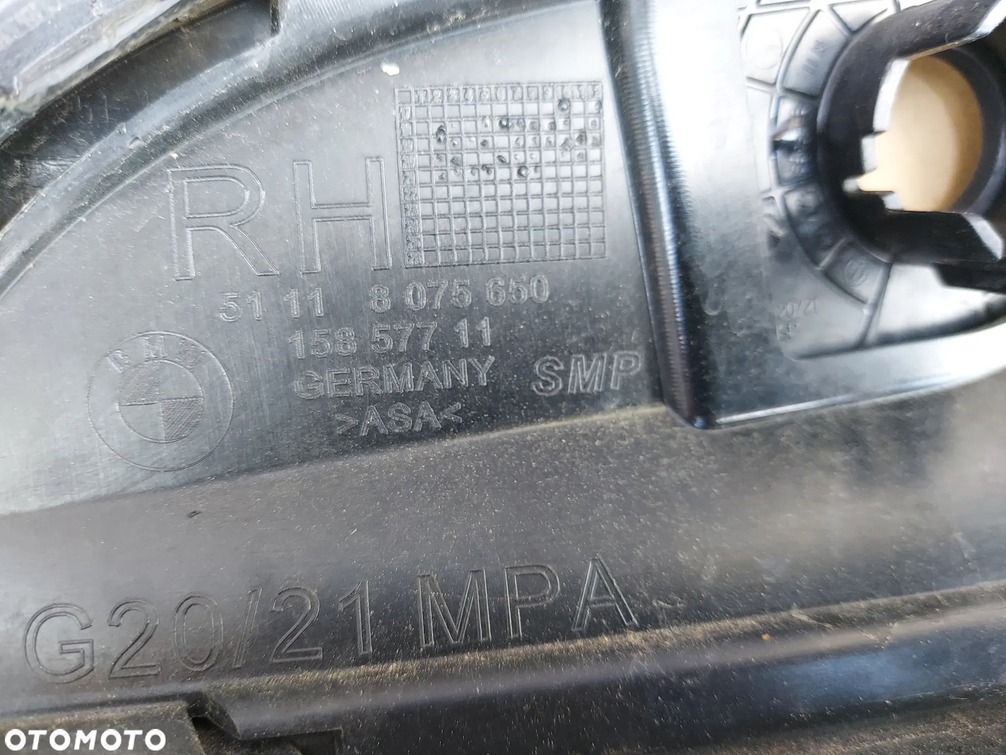 BMW 3 G20 M-Pakiet 19- Kratka Zderzaka R Ideał - 4