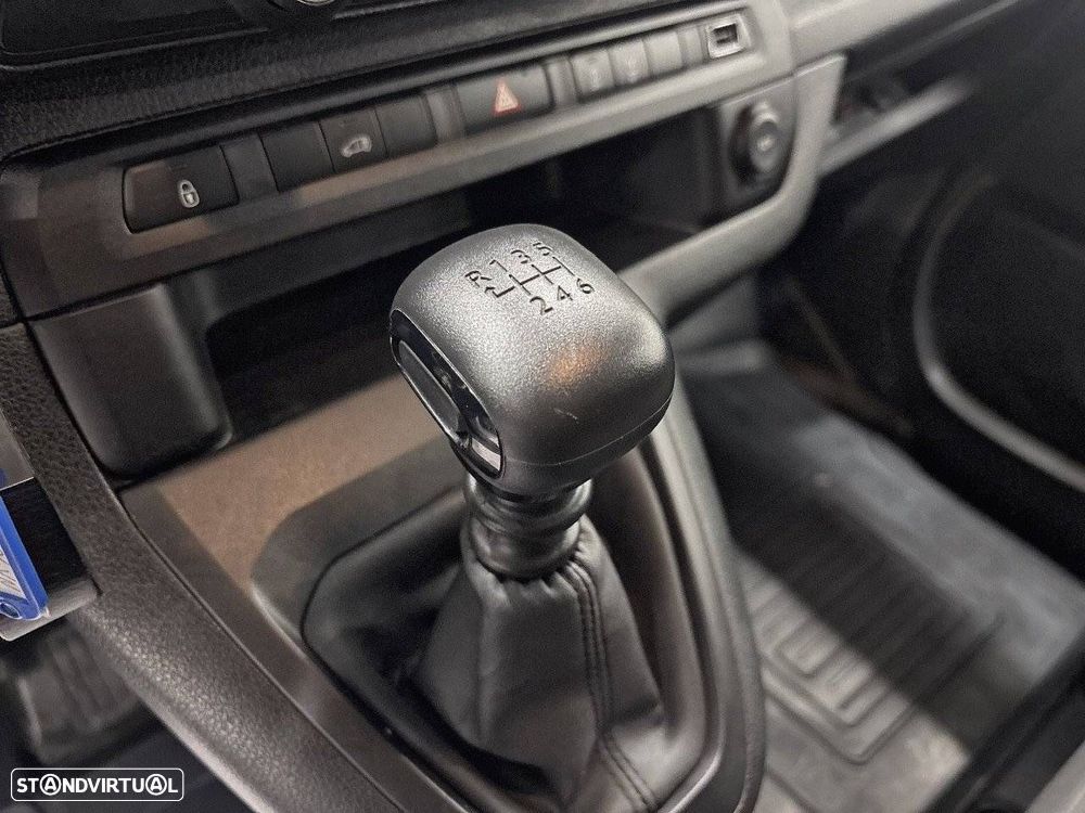 Toyota Proace 2.0D 140cv VAN - 19