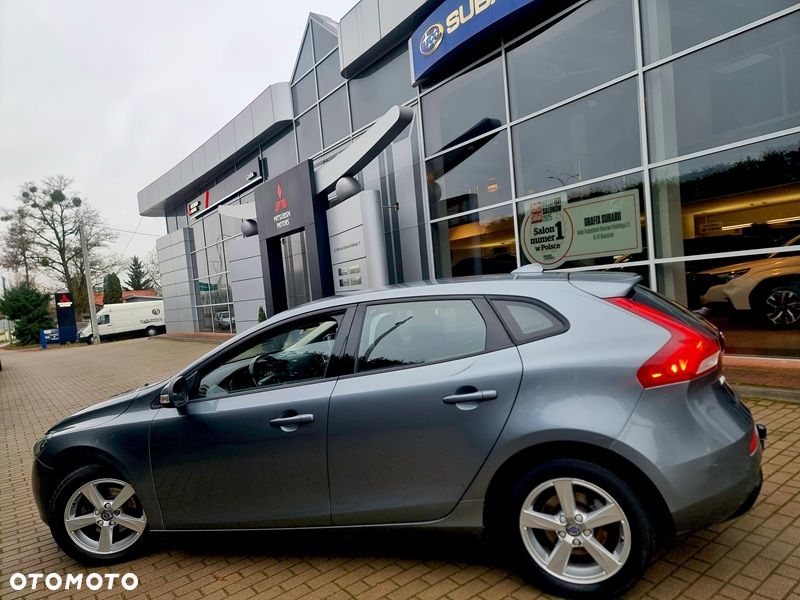 Volvo V40 D2 Momentum - 3