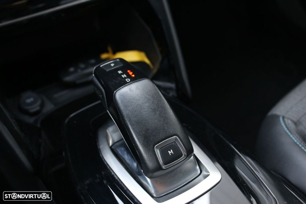 Peugeot 2008 1.5 BlueHDi Allure EAT8 - 7