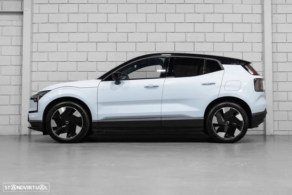 Volvo EX30 Twin Motor Performance AWD Ultra - 4