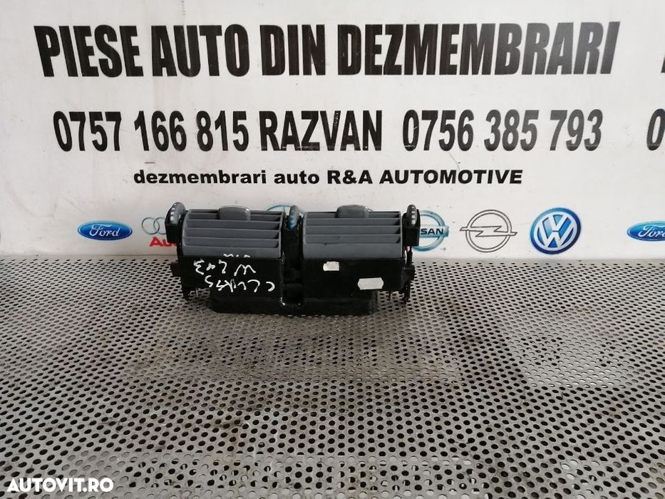 Grile Grila Aerisire Ventilatie Bord Centrale Mercedes C Class W203 Grile Grila Aerisire Ventilatie - 1