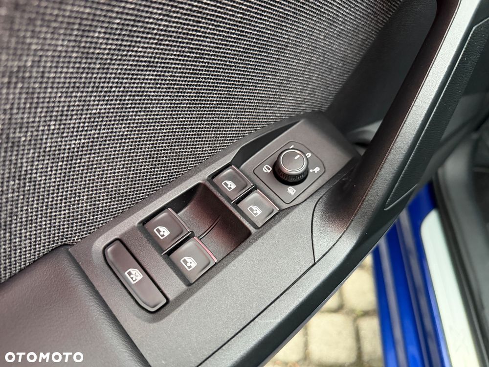Seat Leon 2.0 TDI Xcellence S&S DSG - 27