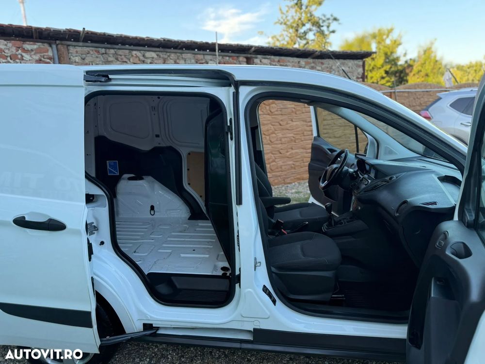 Ford Tourneo Courier - 6