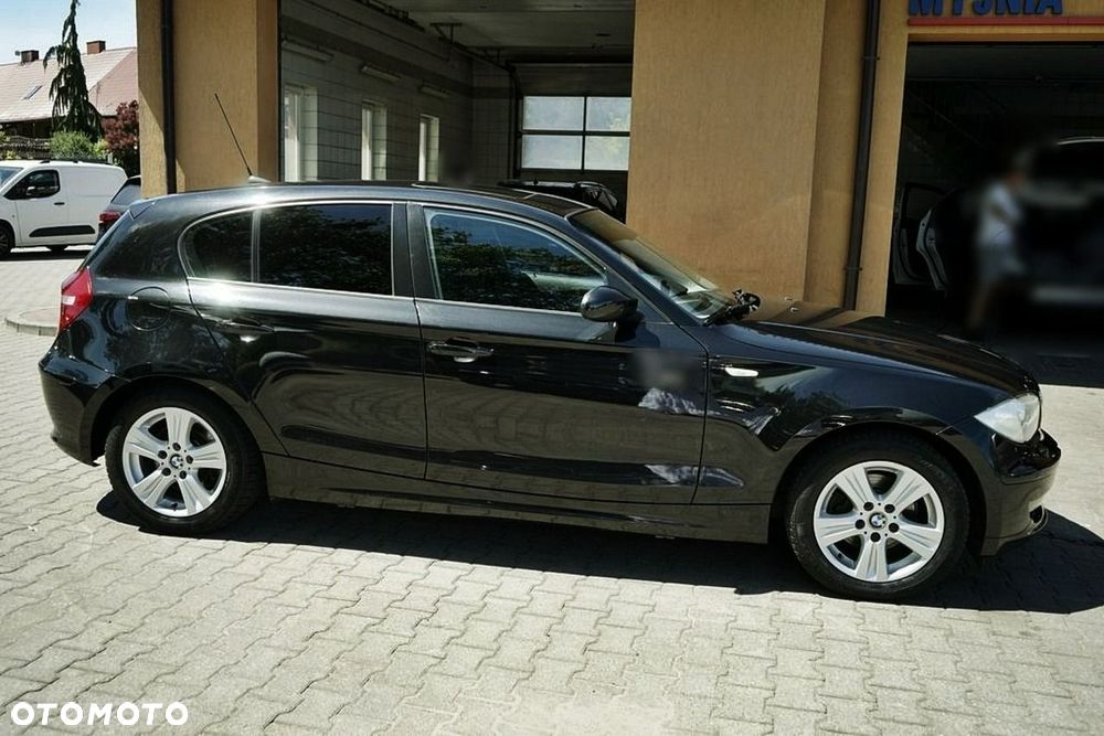BMW Seria 1 118d - 12