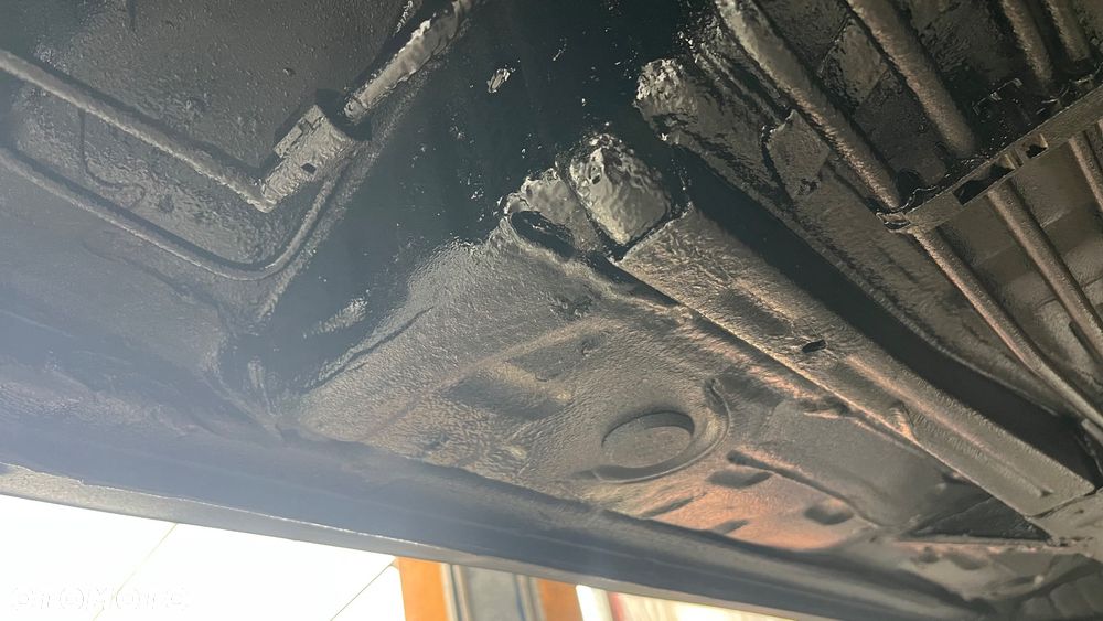 Mazda 323 1.7 D LX - 26