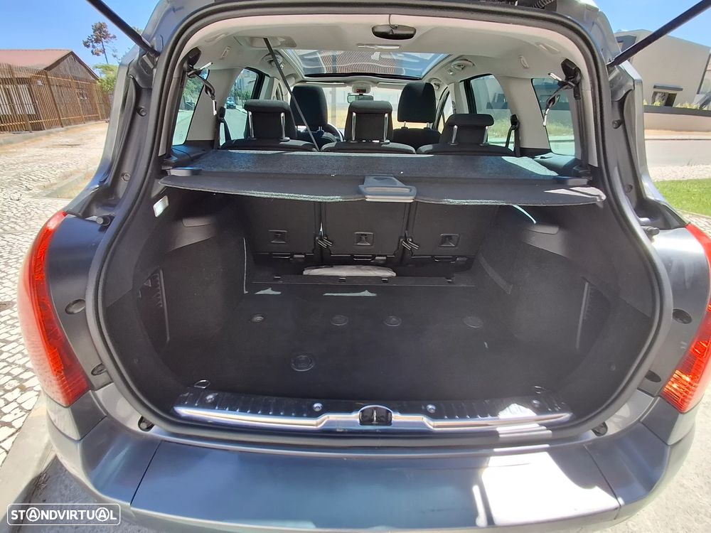 Peugeot 308 SW 1.6 HDi SE Navteq - 16