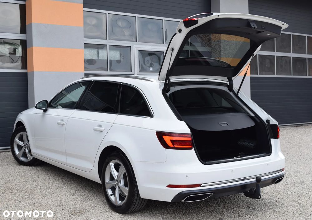 Audi A4 Avant 40 TFSI sport - 18
