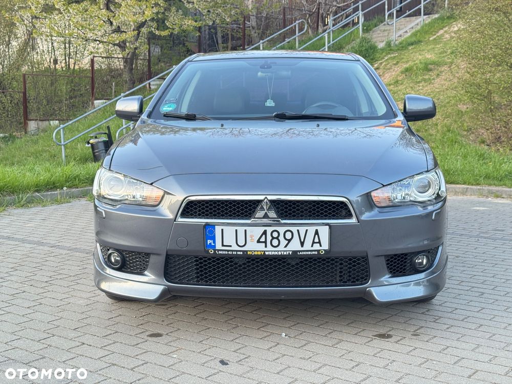 Mitsubishi Lancer 1.8 CVT Instyle - 2