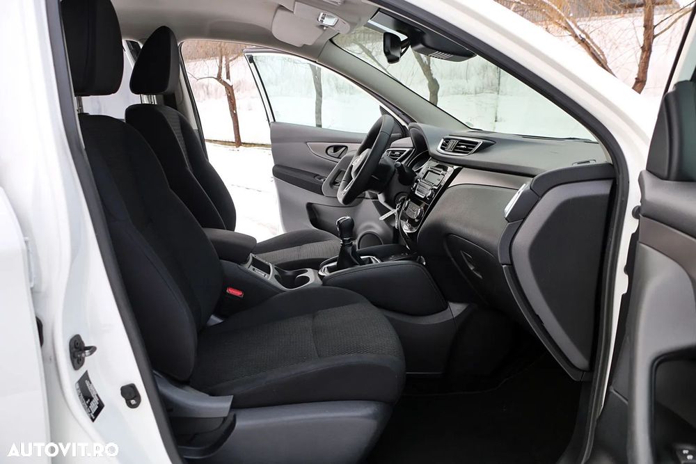 Nissan Qashqai 1.5 DCI TEKNA - 10