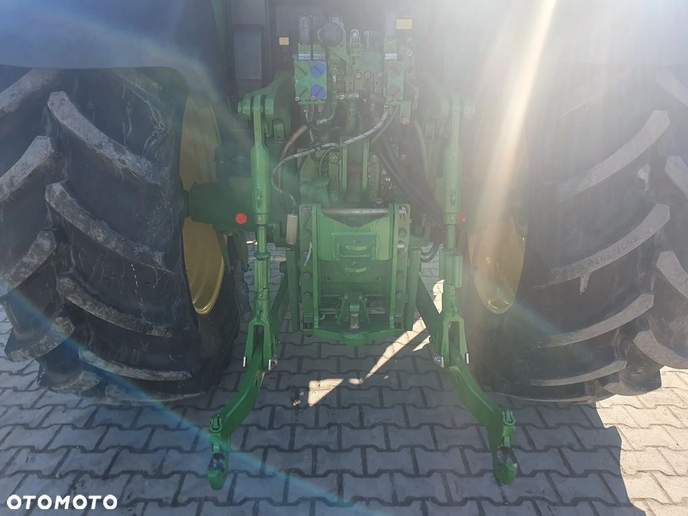 John Deere 6930 - 9