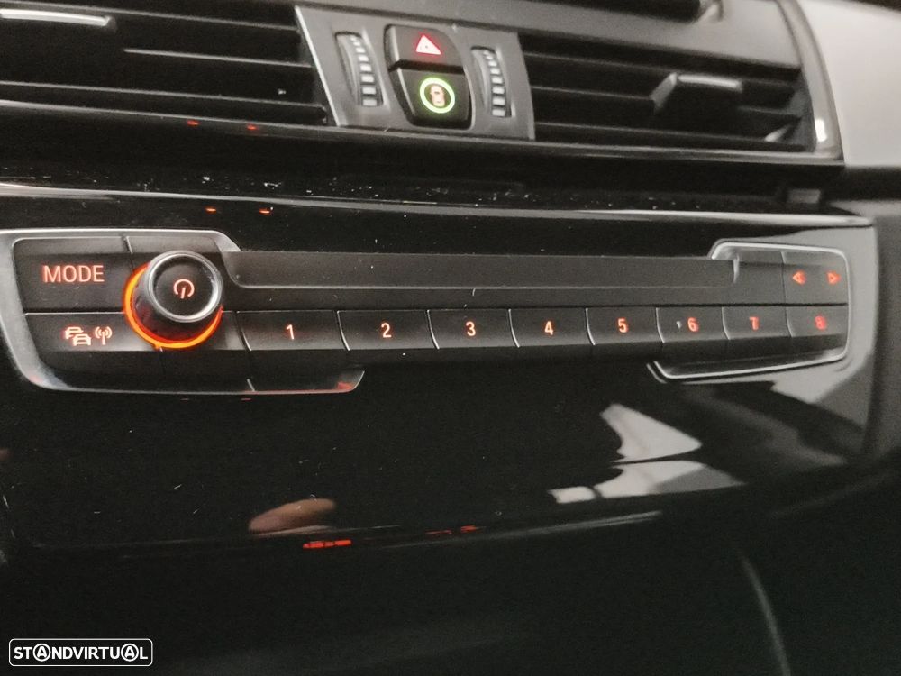 BMW 216 Active Tourer d Advantage - 26