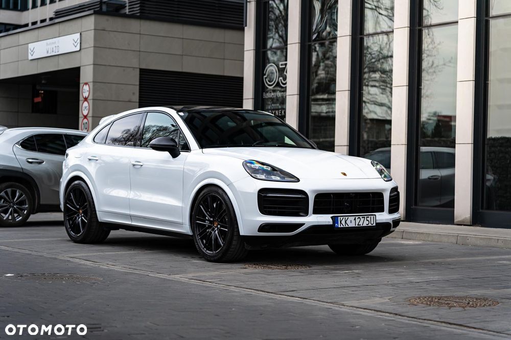 Porsche Cayenne E-Hybrid - 1
