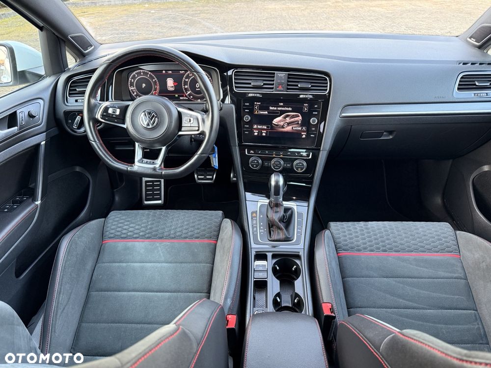 Volkswagen Golf GTI (BlueMotion Technology) DSG Performance - 22