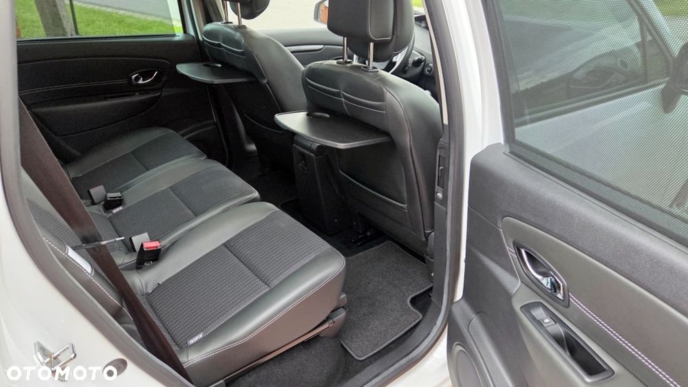 Renault Grand Scenic TCe 130 Luxe - 32