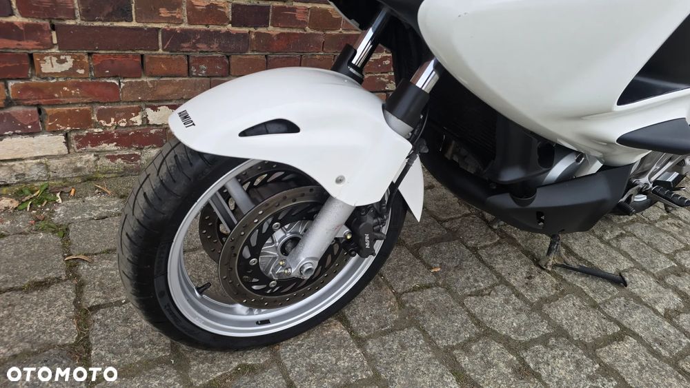 Honda Deauville - 25