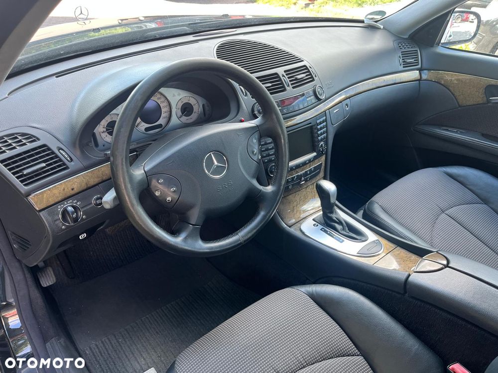 Mercedes-Benz Klasa E ver-200-avantgarde - 15
