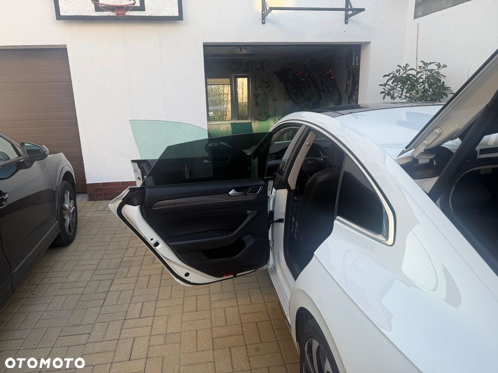 Volkswagen Arteon 2.0 TDI Bi-Turbo SCR 4Mot Elegance DSG - 17