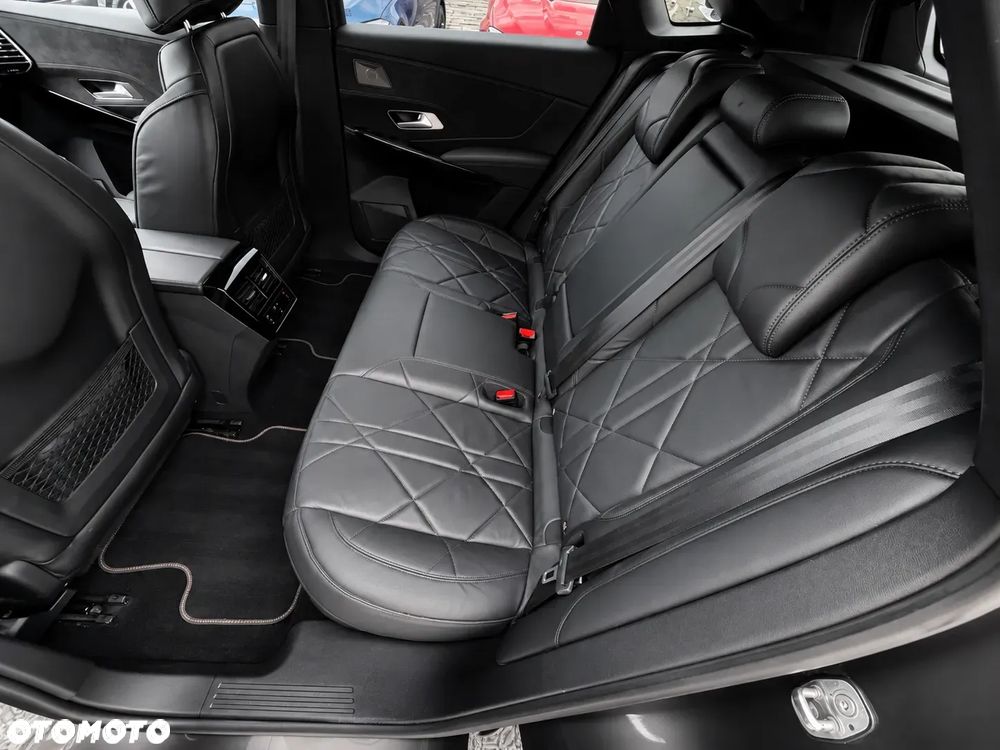 DS Automobiles DS 7 Crossback 1.6 E-Tense 4x4 Performance Line + - 28