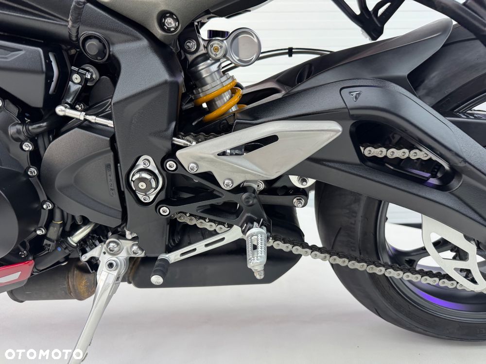 Triumph Street Triple - 31