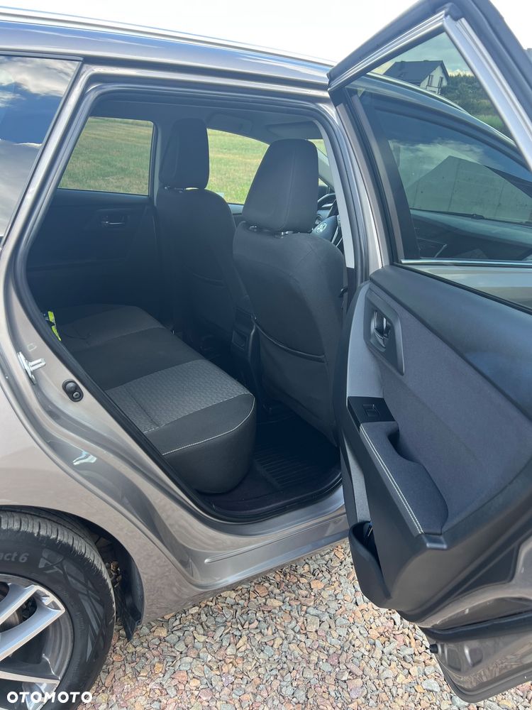 Toyota Auris - 9